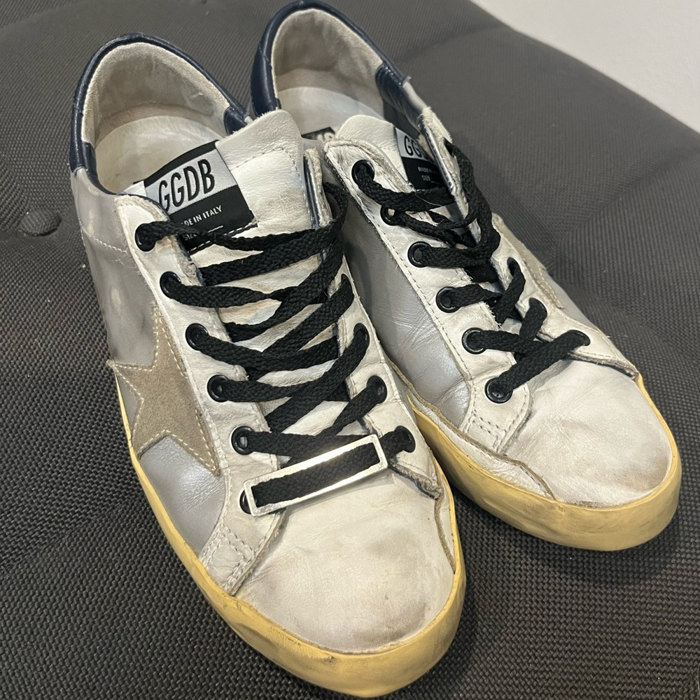 Golden Goose Superstar Women’s Sneakers